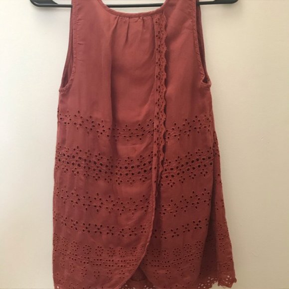 lucky brand eyelet tank